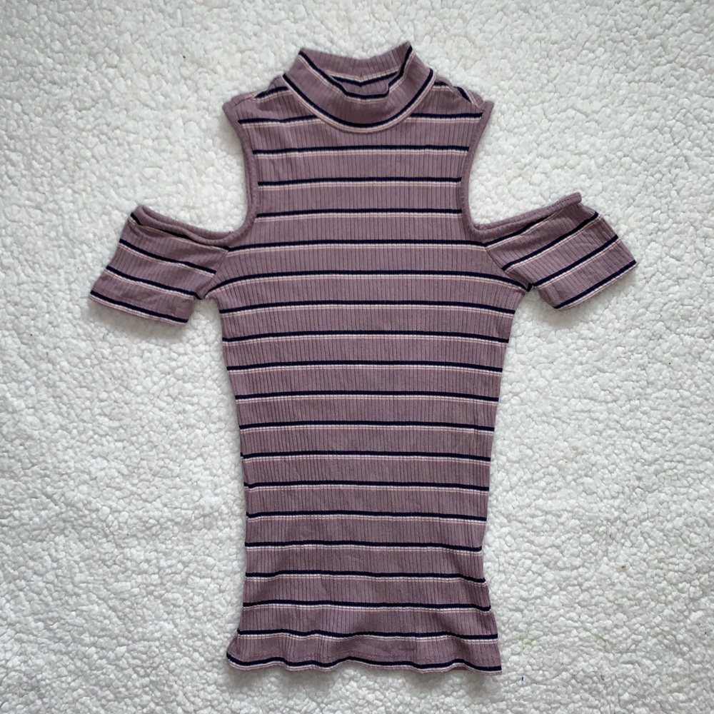 Aeropostale off shoulder jr XS top
